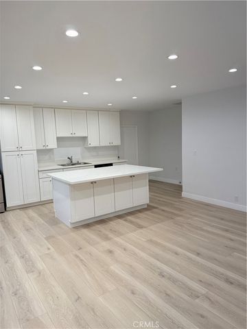 7307 Tyrone, Van Nuys, CA 91405