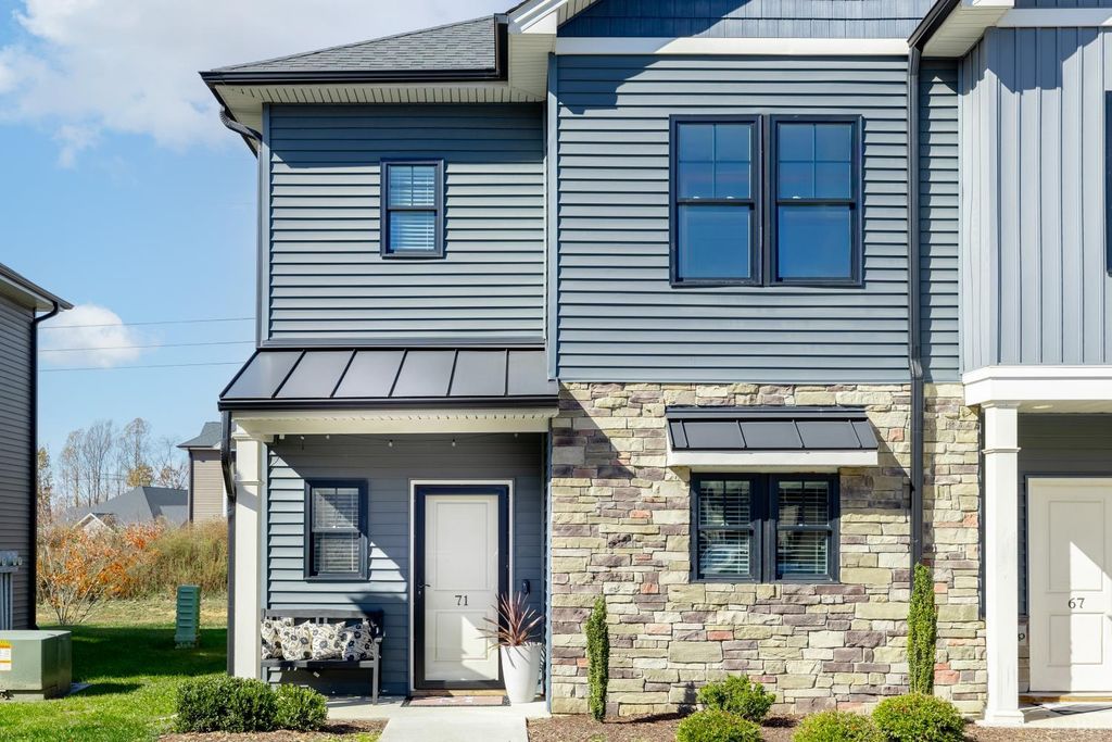 71 Warwick Drive, Lynchburg, VA 24501