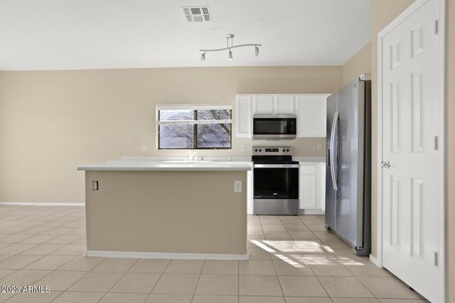 9303 E Whitewing Drive, Scottsdale, AZ 85262