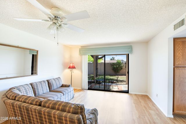 18723 N 92ND Drive, Peoria, AZ 85382