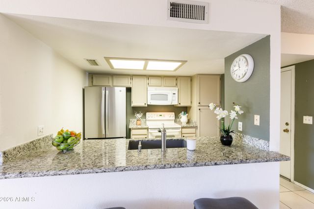 18723 N 92ND Drive, Peoria, AZ 85382