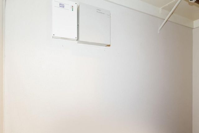 23 Emery Cliff Place, Spring, TX 77381