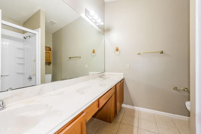 23 Emery Cliff Place, Spring, TX 77381