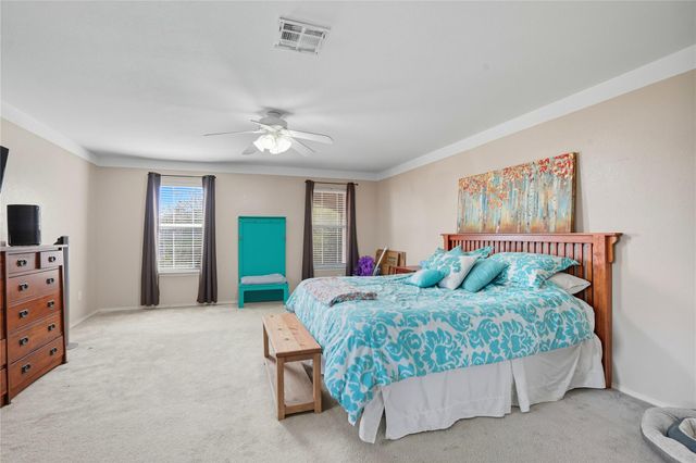 402 Red Tailed Hawk DR, Pflugerville, TX 78660