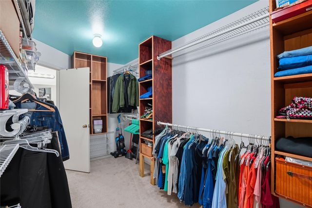 402 Red Tailed Hawk DR, Pflugerville, TX 78660