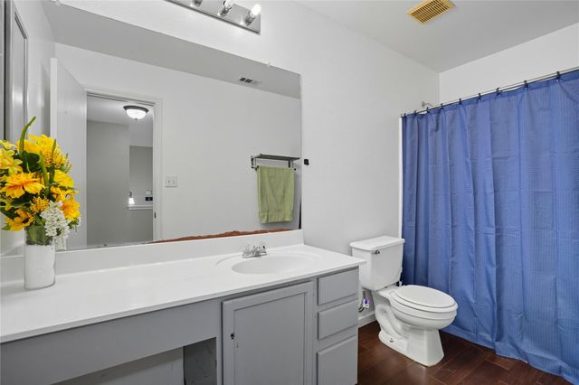 402 Red Tailed Hawk DR, Pflugerville, TX 78660