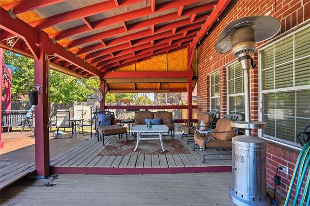 402 Red Tailed Hawk DR, Pflugerville, TX 78660