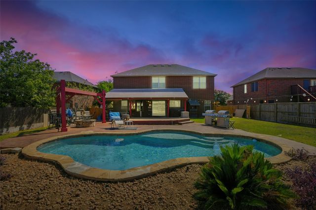 402 Red Tailed Hawk DR, Pflugerville, TX 78660