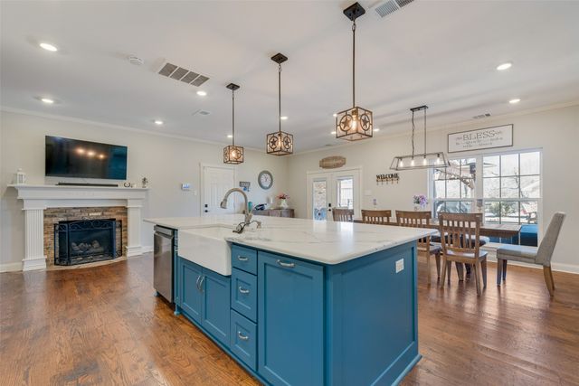 669 Vz County Road 2316, Canton, TX 75103