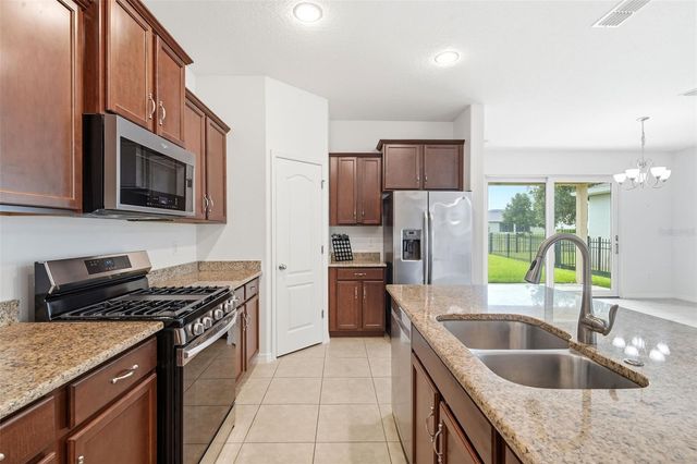 315 W FREESIA COURT, Deland, FL 32724