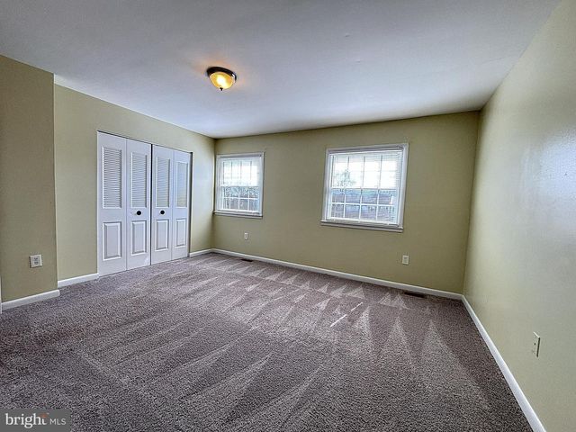 4306 EILEEN CT, Woodbridge, VA 22193