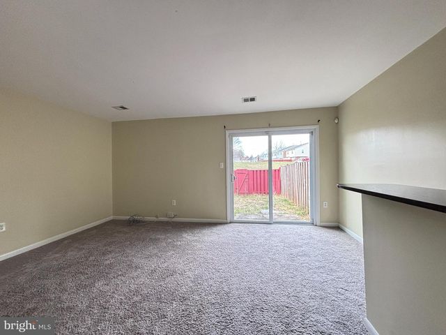 4306 EILEEN CT, Woodbridge, VA 22193