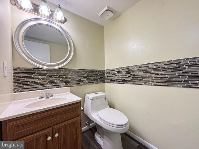 4306 EILEEN CT, Woodbridge, VA 22193