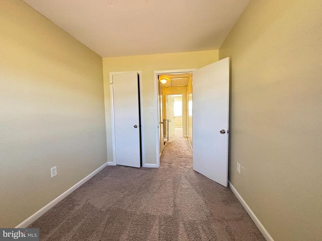 4306 EILEEN CT, Woodbridge, VA 22193