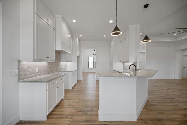 1813 N County Rd 1112, Midland, TX 79706