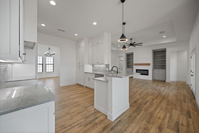 1813 N County Rd 1112, Midland, TX 79706