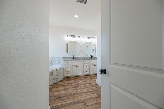 1813 N County Rd 1112, Midland, TX 79706