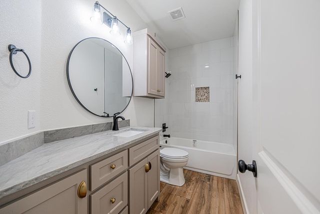 1813 N County Rd 1112, Midland, TX 79706