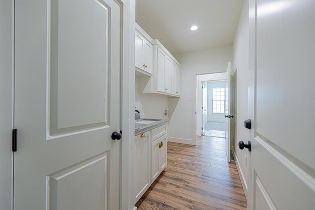 1813 N County Rd 1112, Midland, TX 79706