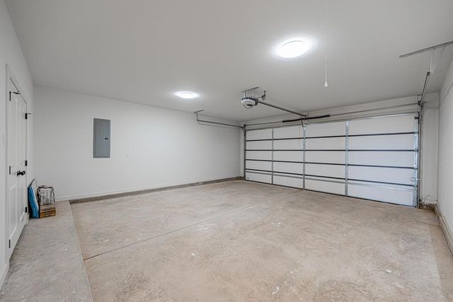 1813 N County Rd 1112, Midland, TX 79706