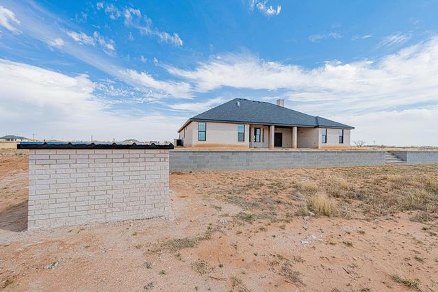 1813 N County Rd 1112, Midland, TX 79706