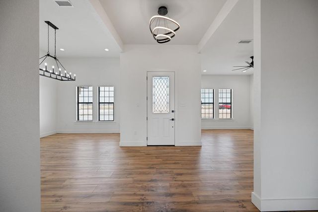 1813 N County Rd 1112, Midland, TX 79706