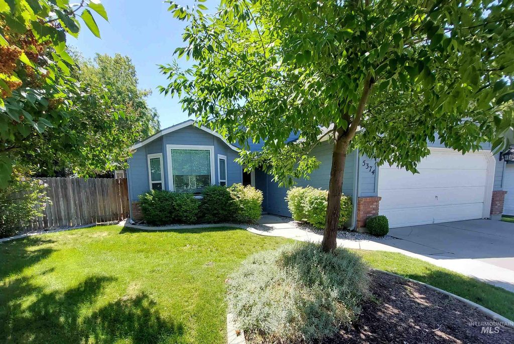 5374 S Yarrow, Boise, ID 83716