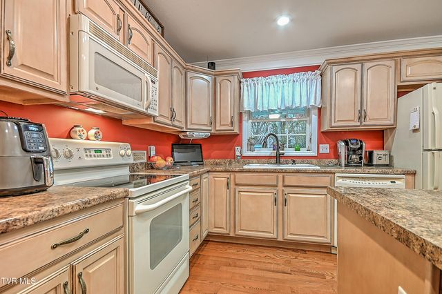 611 Fairmont Avenue, Kingsport, TN 37660