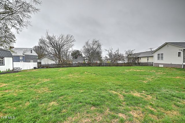 611 Fairmont Avenue, Kingsport, TN 37660