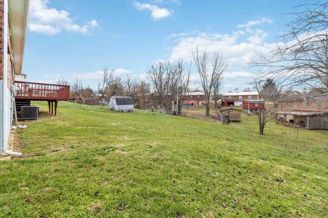 209 Salter Road, Berea, KY 40403