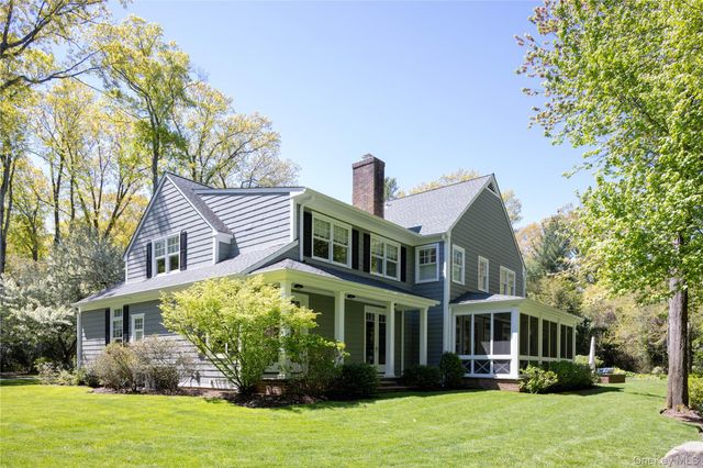 24 Matinecock Farms Road, Glen Cove, NY 11542