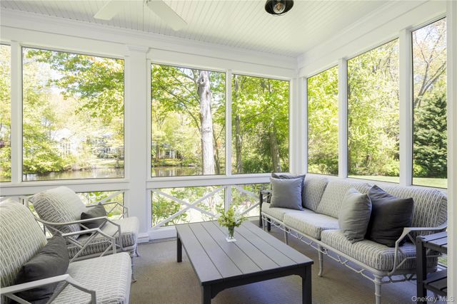 24 Matinecock Farms Road, Glen Cove, NY 11542
