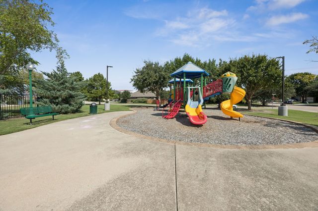 1616 Bluebird Drive, Little Elm, TX 75068
