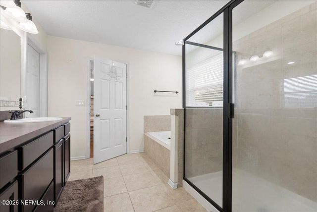 4126 HALIFAX Lane, Orange Park, FL 32065