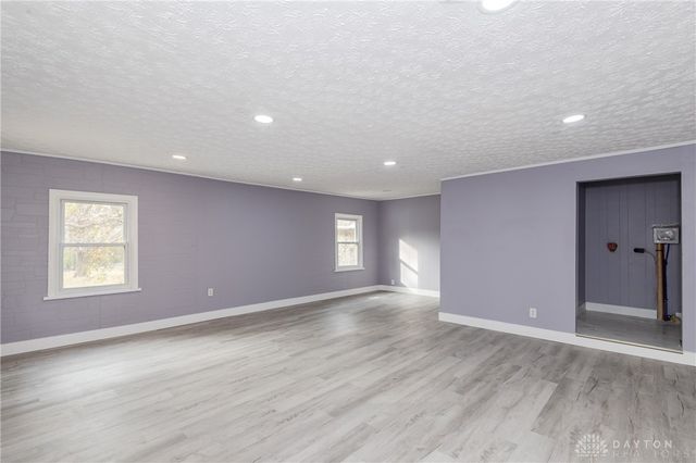 8915 Meeker Road, Dayton, OH 45414