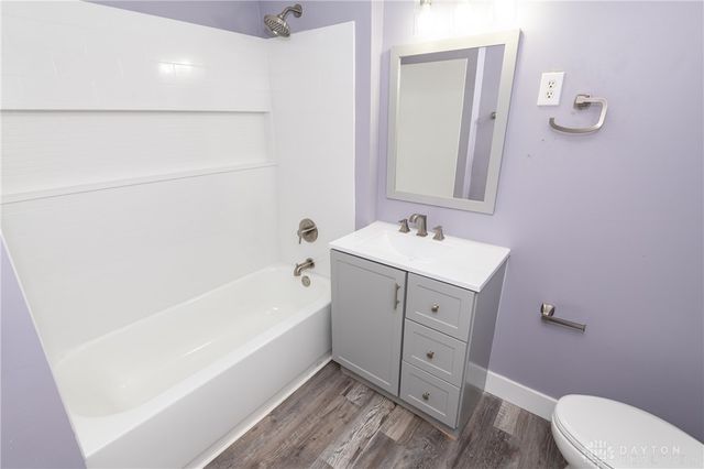 8915 Meeker Road, Dayton, OH 45414