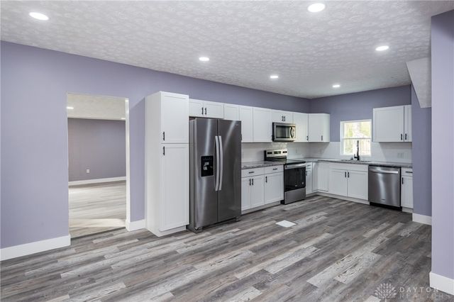 8915 Meeker Road, Dayton, OH 45414