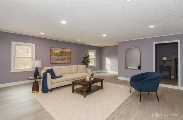 8915 Meeker Road, Dayton, OH 45414