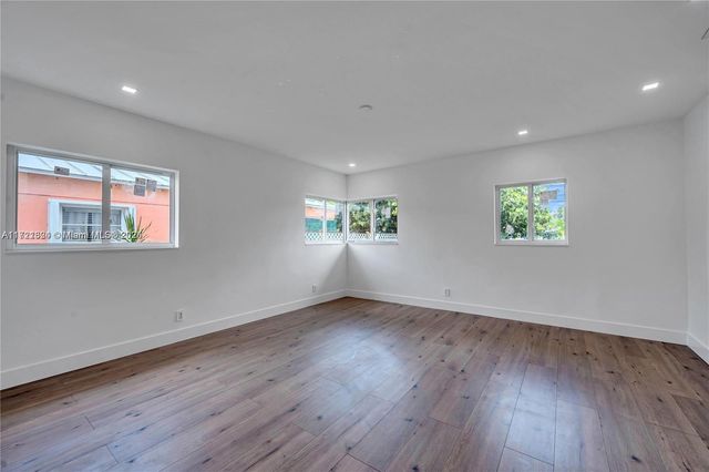 1418 Jefferson St, Hollywood, FL 33020