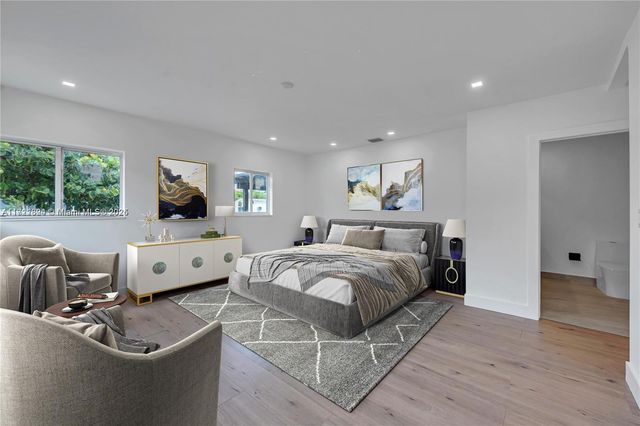 1418 Jefferson St, Hollywood, FL 33020