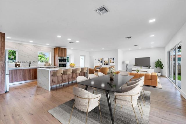 1418 Jefferson St, Hollywood, FL 33020