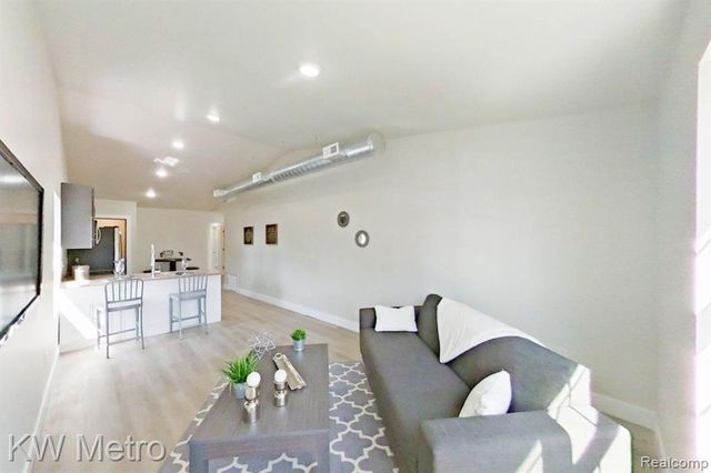 695 Livernois Street 2, Ferndale, MI 48220