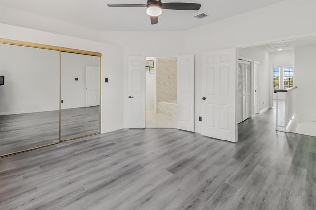 8888 Benning Drive 313, Houston, TX 77031