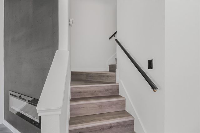 8888 Benning Drive 313, Houston, TX 77031