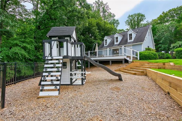 3760 Peachbluff Court, Duluth, GA 30097