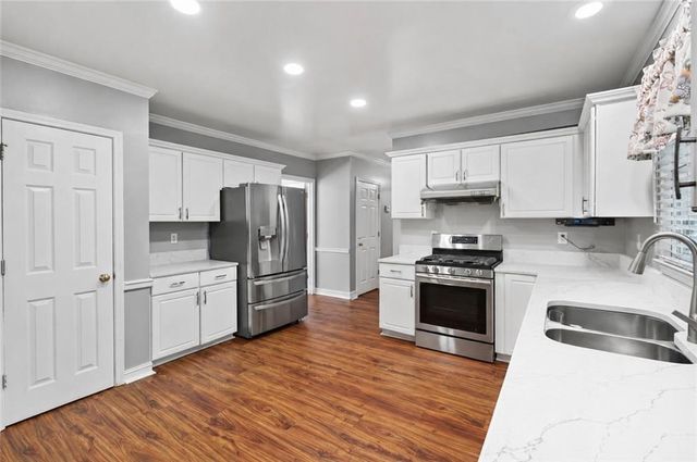 3760 Peachbluff Court, Duluth, GA 30097