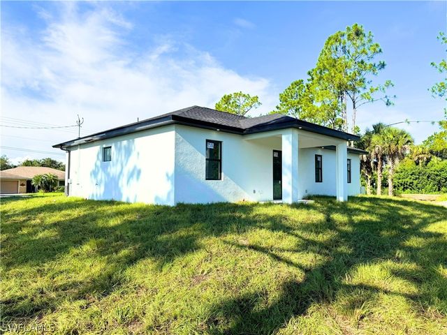 103 E 6th ST, Lehigh Acres, FL 33972