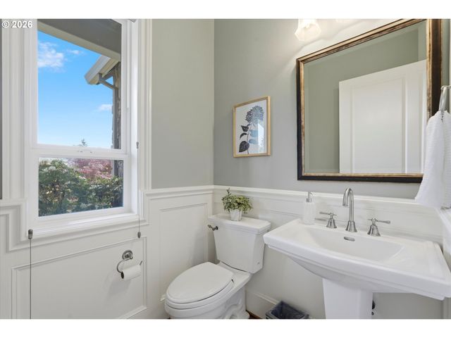 17980 Sw SNOWBERRY Ct, Sherwood, OR 97140