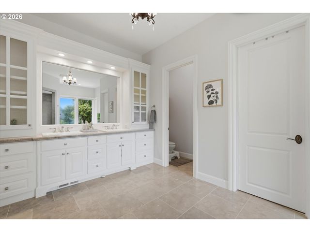 17980 Sw SNOWBERRY Ct, Sherwood, OR 97140