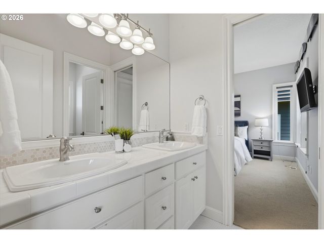 17980 Sw SNOWBERRY Ct, Sherwood, OR 97140